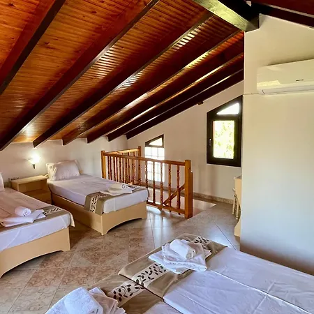 Oneiro Zois Aparthotel