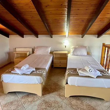 Aparthotel Oneiro Zois