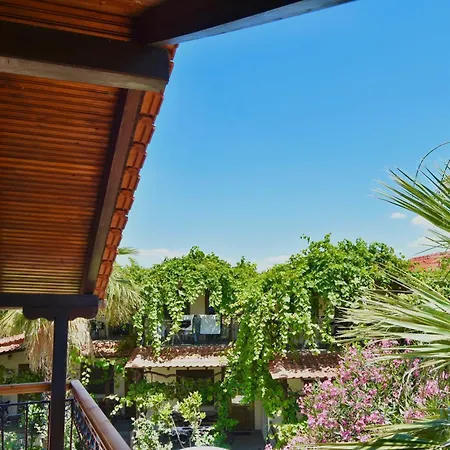 Aparthotel Oneiro Zois 2*